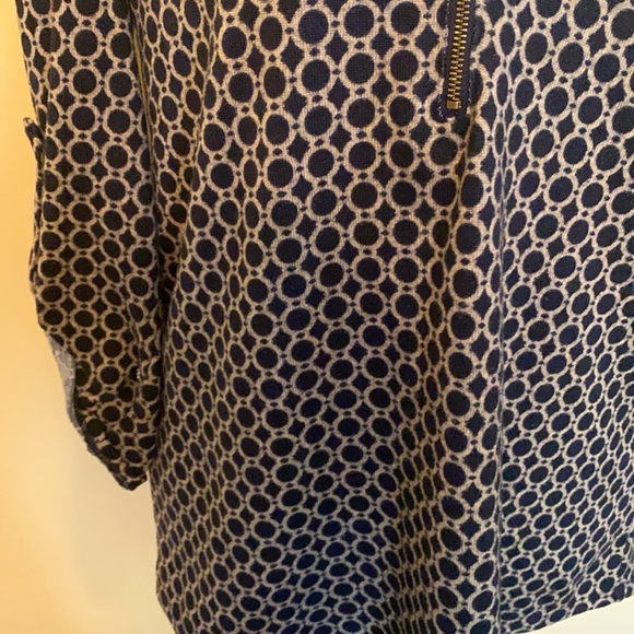 Tacera top - Picture 3 of 11